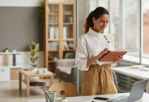 Trending Summer Work Outfit Ideas For Women