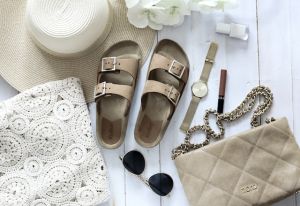 Must-Have Women's Flat Sandals At DSW For Your Summer Wardrobe